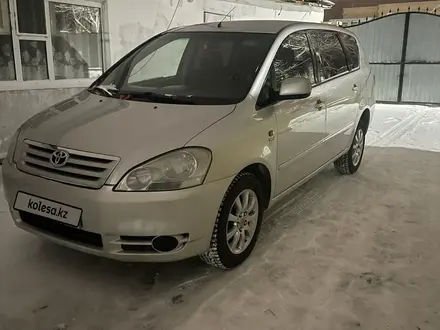 Toyota Avensis Verso 2002 года за 5 500 000 тг. в Актобе – фото 12