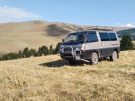 Mitsubishi Delica 1993 года за 1 350 000 тг. в Уштобе