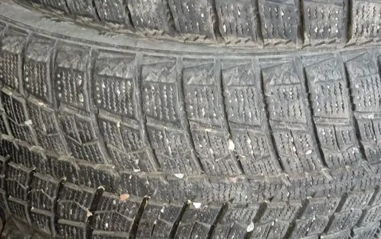 Зимние шины комплект за 70 000 тг. в Атырау