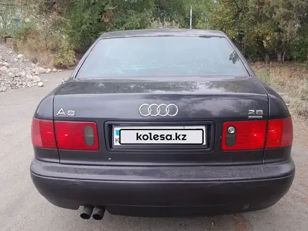 Audi A8 1996 года за 2 300 000 тг. в Талгар – фото 4