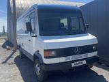Mercedes-Benz  609D 1996 года за 4 500 000 тг. в Караганда