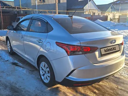Hyundai Accent 2020 года за 8 500 000 тг. в Уральск – фото 2