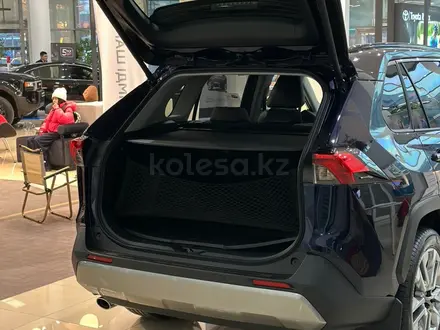 Toyota RAV4 Luxe 2025 года за 21 220 000 тг. в Алматы – фото 9
