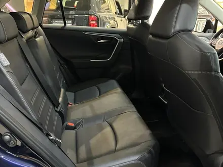 Toyota RAV4 Luxe 2025 года за 21 220 000 тг. в Алматы – фото 6