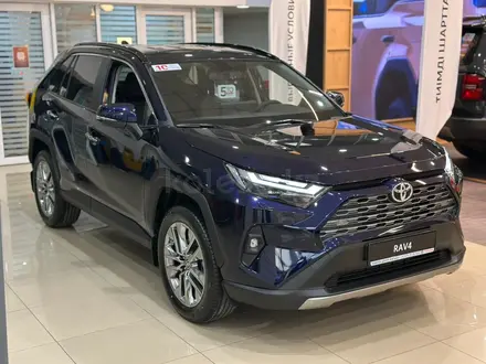 Toyota RAV4 Luxe 2025 года за 21 220 000 тг. в Алматы – фото 3