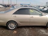 Toyota Camry 2003 годаүшін4 200 000 тг. в Шымкент – фото 4