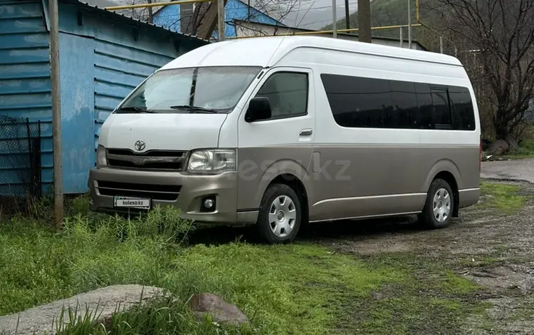 Toyota Hiace 2011 года за 11 500 000 тг. в Алматы