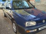 Volkswagen Golf 1993 годаfor1 200 000 тг. в Жезказган