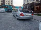 Mercedes-Benz E 200 2005 года за 4 000 000 тг. в Шымкент – фото 2