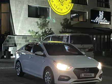 Hyundai Solaris 2018 года за 6 250 000 тг. в Шымкент
