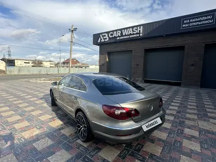 Volkswagen Passat CC 2011 года за 5 000 000 тг. в Атырау – фото 2