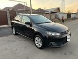 Volkswagen Polo 2014 года за 5 000 000 тг. в Алматы – фото 2