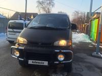 Mitsubishi Delica 1995 годаүшін5 500 000 тг. в Алматы