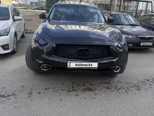 Infiniti QX70, 2015