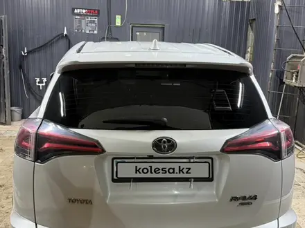 Toyota RAV4 2018 года за 10 500 000 тг. в Астана – фото 17