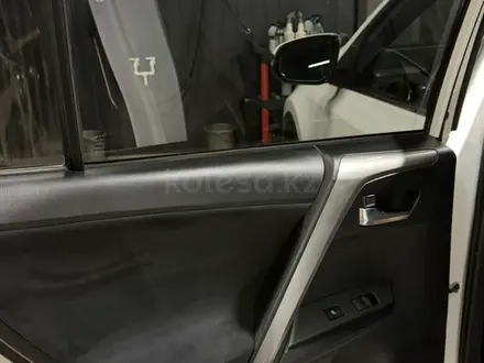 Toyota RAV4 2018 года за 10 500 000 тг. в Астана – фото 6