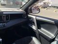 Toyota RAV4 2018 года за 13 000 000 тг. в Петропавловск – фото 12