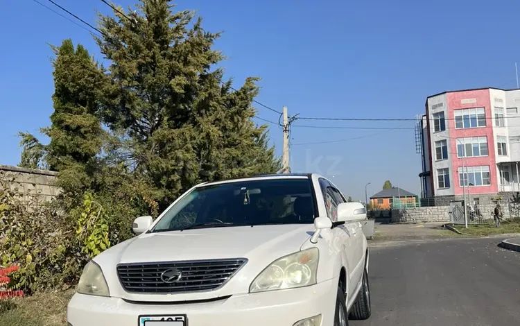 Toyota Harrier 2004 годаfor9 500 000 тг. в Алматы