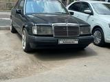 Mercedes-Benz E 230 1992 года за 1 685 578 тг. в Шу