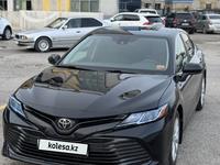 Toyota Camry 2019 года за 12 300 000 тг. в Актау