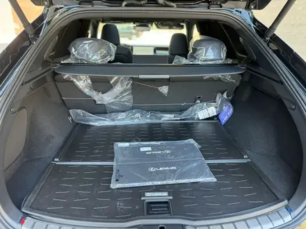 Lexus RX 350 2025 года за 45 000 000 тг. в Астана – фото 9
