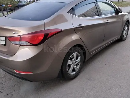 Hyundai Elantra 2015 года за 6 400 000 тг. в Астана – фото 2