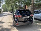 Toyota Highlander 2015 года за 15 700 000 тг. в Алматы – фото 2