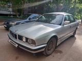 BMW 520 1991 года за 1 300 000 тг. в Караганда – фото 2