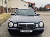 Mercedes-Benz E 230 1996 года за 1 550 000 тг. в Экибастуз – фото 2