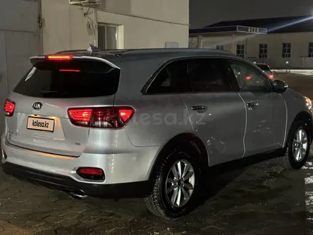 Kia Sorento 2018 года за 7 800 000 тг. в Актау – фото 10