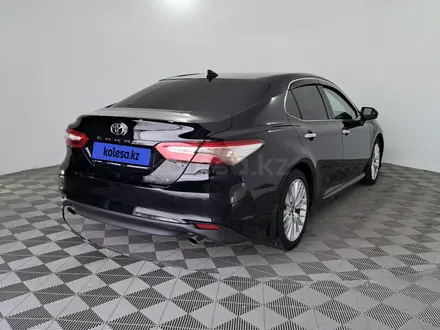 Toyota Camry 2019 года за 15 100 000 тг. в Павлодар – фото 5