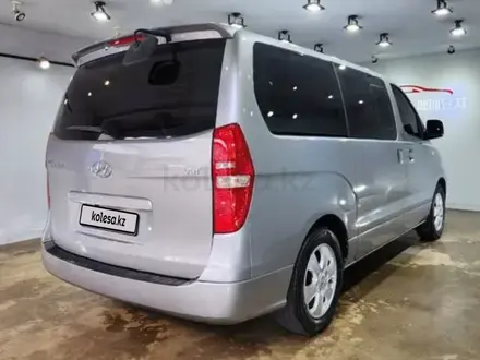 Hyundai Starex 2020 года за 13 000 000 тг. в Алматы – фото 3