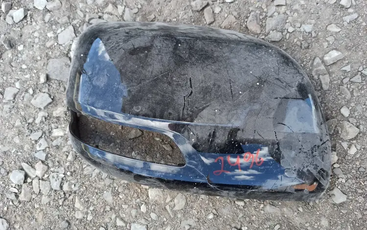 Накладка зеркала правая под повторитель за 10 000 тг. в Астана