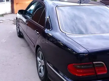 Mercedes-Benz E 430 2000 года за 4 300 000 тг. в Алматы – фото 4