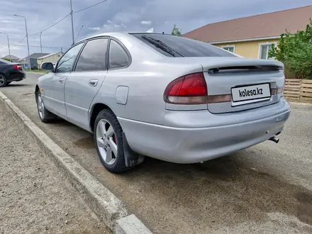 Mazda 626 1994 года за 1 500 000 тг. в Атырау – фото 4