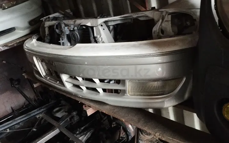 Передний бампер Toyota Mark Qyalis за 50 000 тг. в Алматы