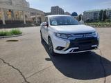 Mitsubishi Outlander 2022 годаүшін12 000 000 тг. в Уральск