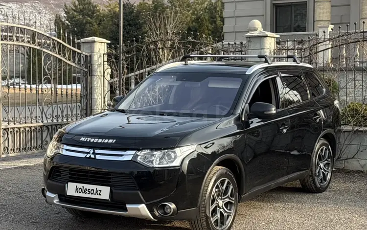 Mitsubishi Outlander 2014 года за 8 300 000 тг. в Алматы