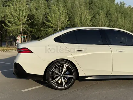 BMW 530 2025 года за 38 800 000 тг. в Алматы – фото 6
