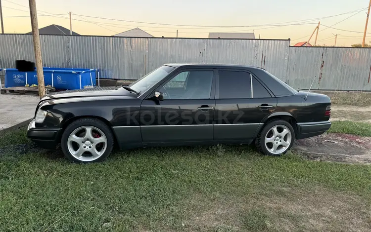 Mercedes-Benz E 320 1994 годаfor3 500 000 тг. в Алматы