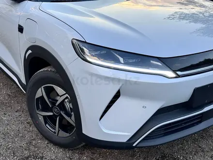 BYD Yuan Up Leading 2025 года за 7 550 000 тг. в Алматы – фото 5