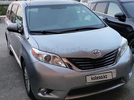 Toyota Sienna 2012 года за 7 500 000 тг. в Атырау