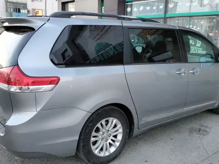Toyota Sienna 2012 года за 7 500 000 тг. в Атырау – фото 3