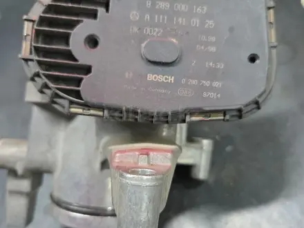 Дроссельная заслонка MB W202/W210/W124. за 59 990 тг. в Актобе