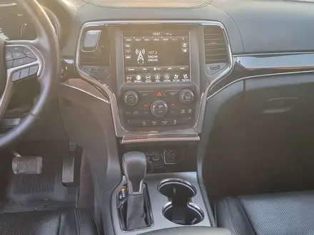 Jeep Grand Cherokee 2018 года за 16 000 000 тг. в Астана – фото 16