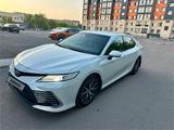 Toyota Camry 2021 годаүшін15 500 000 тг. в Караганда – фото 2