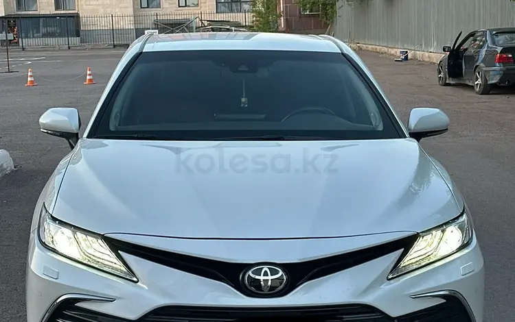 Toyota Camry 2021 годаүшін15 500 000 тг. в Караганда