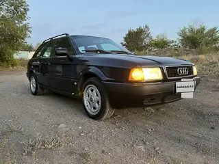 Audi 80