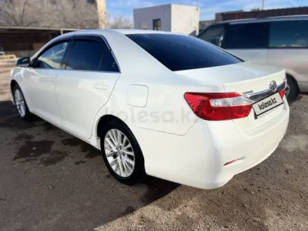 Toyota Camry 2014 года за 8 600 000 тг. в Балхаш – фото 3