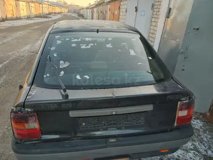 Opel Vectra 1992 года за 321 456 тг. в Уральск – фото 3